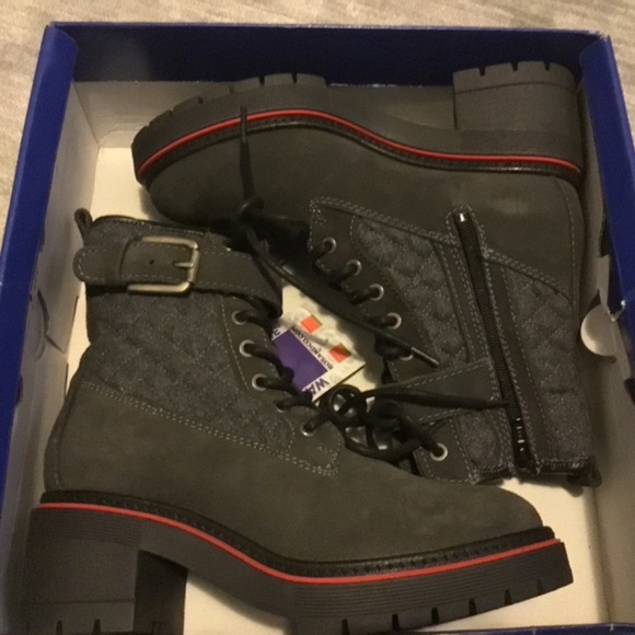 Bos and Co quilted flannel and suede leather boots - Picture 3 of 7